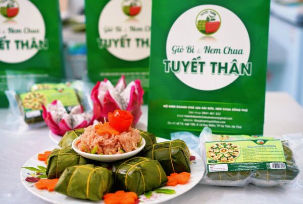 Sản phẩm Nem chua Tuyết Thân